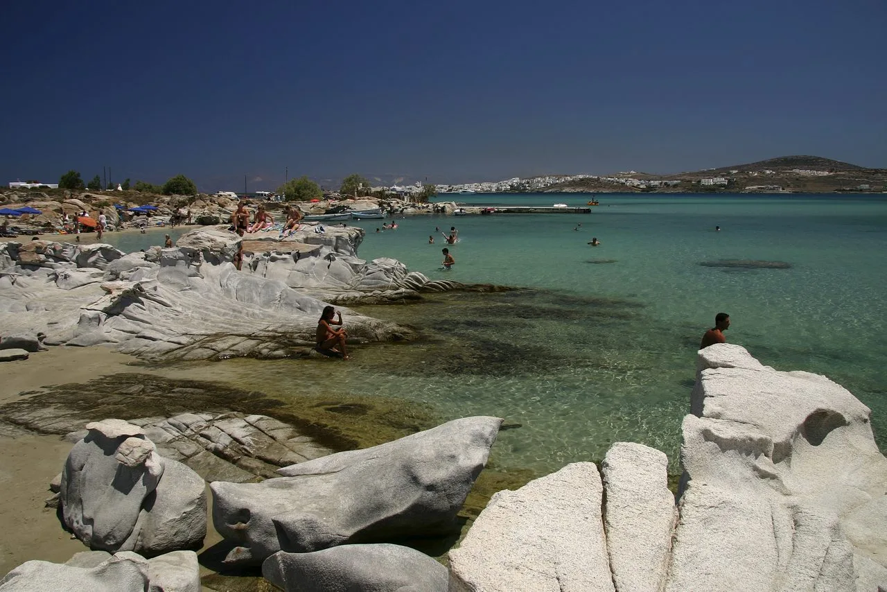 Paros